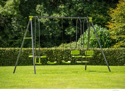 Metal Swing Set or £100 Cash