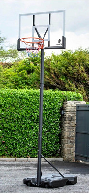 235-305cm Basketball stand 44inch backboard or £70 Cash