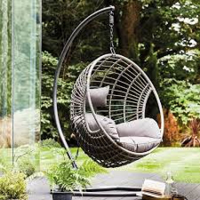 London Hang Chair or £150
