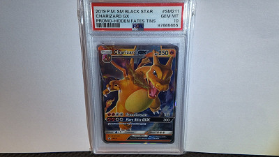 PSA 10 Charizard GX #SM211 • Sun & Moon Promos or £80
