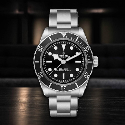 Tudor Blackbay 41 Black or £2500