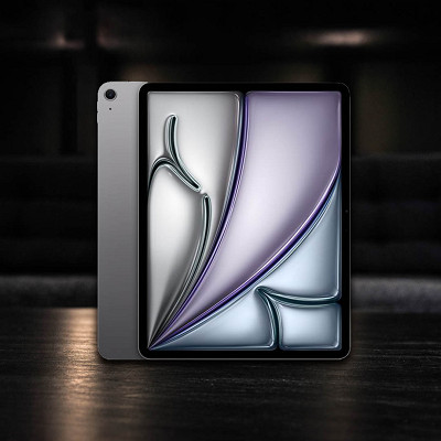 Apple iPad Air 11" or £400