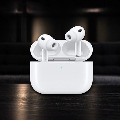 Apple Airpods Pro 3 or £150