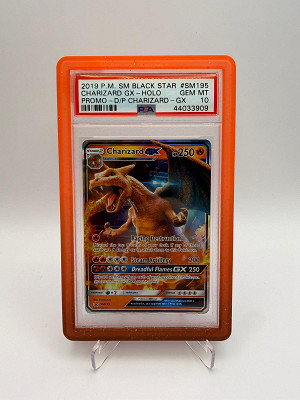 PSA 10 Charizard GX #SM195 • Sun & Moon Promos or £200